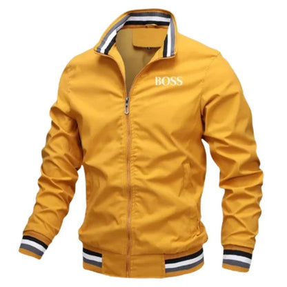 [COMPRE 1 Y RECIBA 2] Chaqueta Impermeable Boss Essential